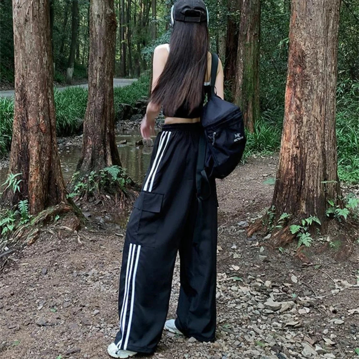 Women Y2k Wide Leg Track Pants Baggy Side Striped Joggers Sweatpants Elastic Waist Color Block Parachute Pants with Pockets