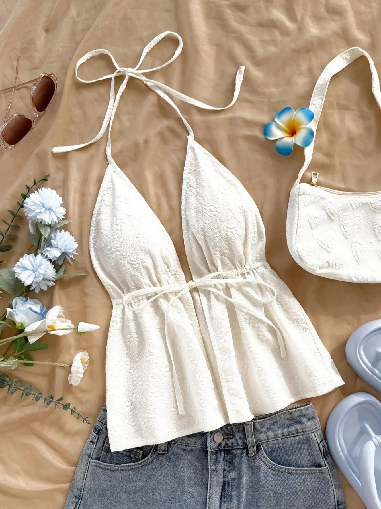 Women's Summer Casual Halter Sexy V-Neck Backless Textured Fabric Sleeveless White Vest